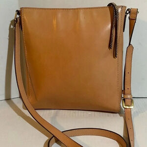 G.I.L.I. Peach leather crossbody handbag